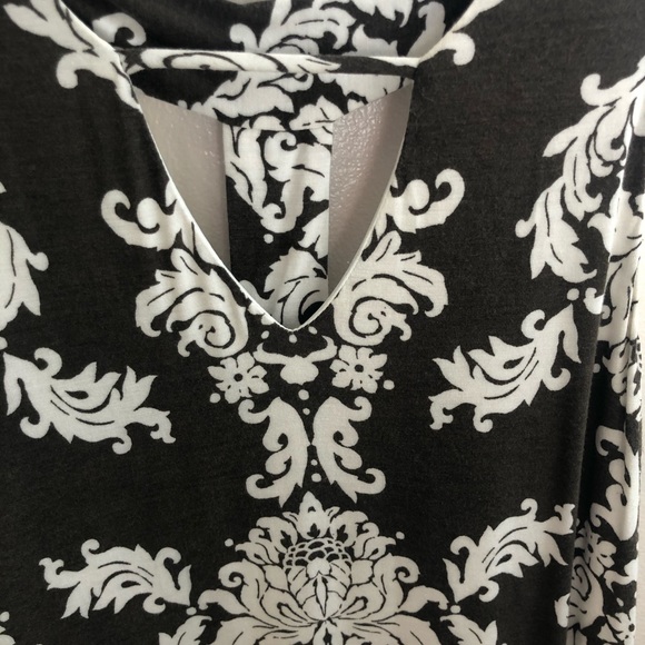 Day dress - Picture 2 of 7